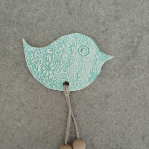 oiseau avec motif dentelle